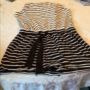 Womens med vineyard vines romper